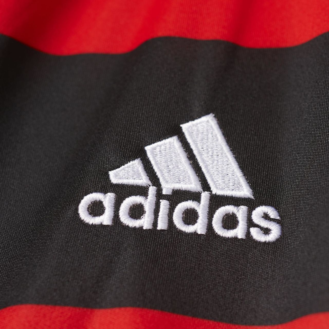 Flamengo 2015 Adidas Home Football Shirt - Football Shirt Culture ...