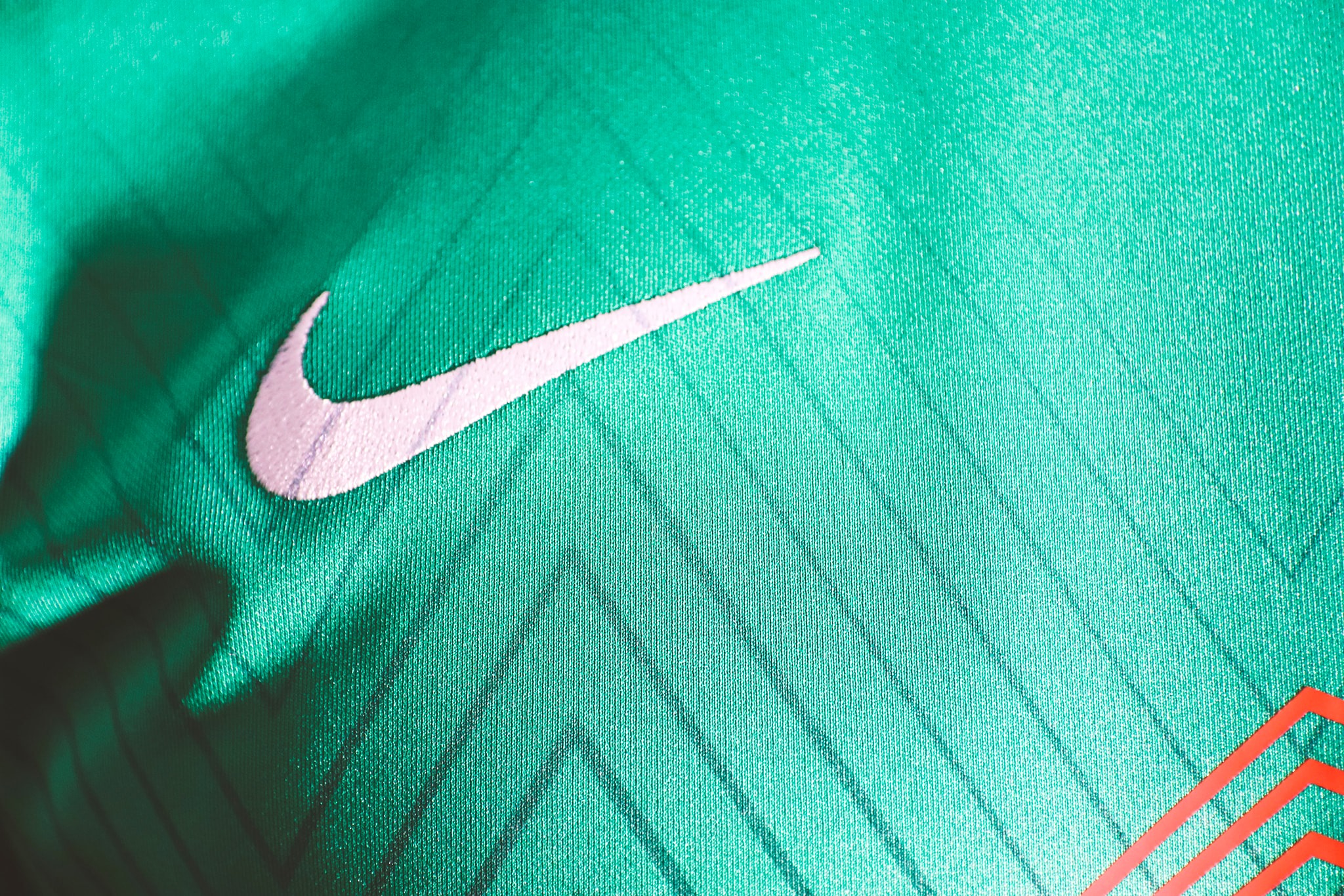 Glentoran 2021-22 Nike Home Kit - Football Shirt Culture - Latest ...