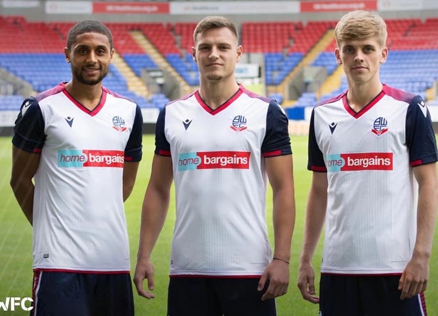 Bolton Wanderers 2020-21 Macron Home Kit #BoltonWanderers #bwfc #macronsports