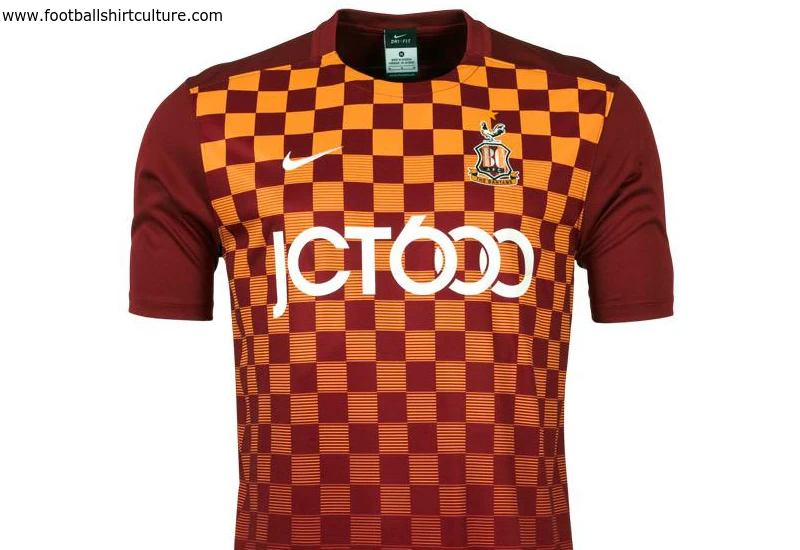 Bradford City 2015/16 Nike Home Football Shirt