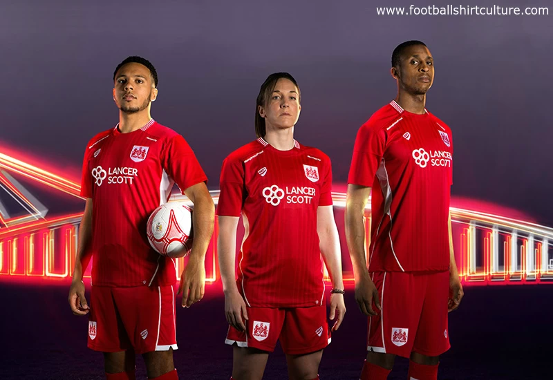 Bristol City 16/17 Bristol Sport Home Kit