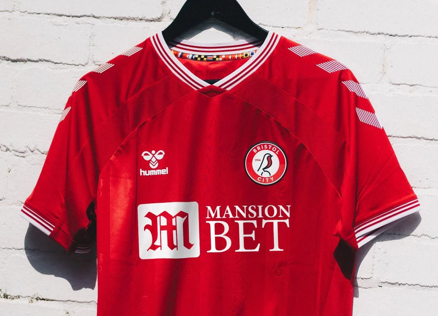 Bristol City 2020-21 Hummel Home Kit