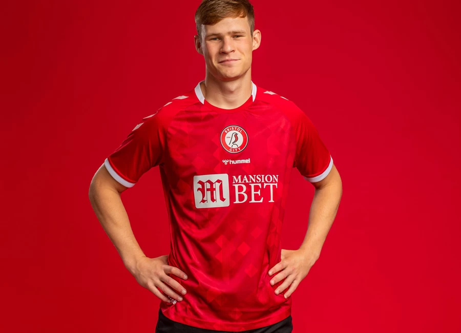 Bristol City 2021-22 Hummel Home Kit