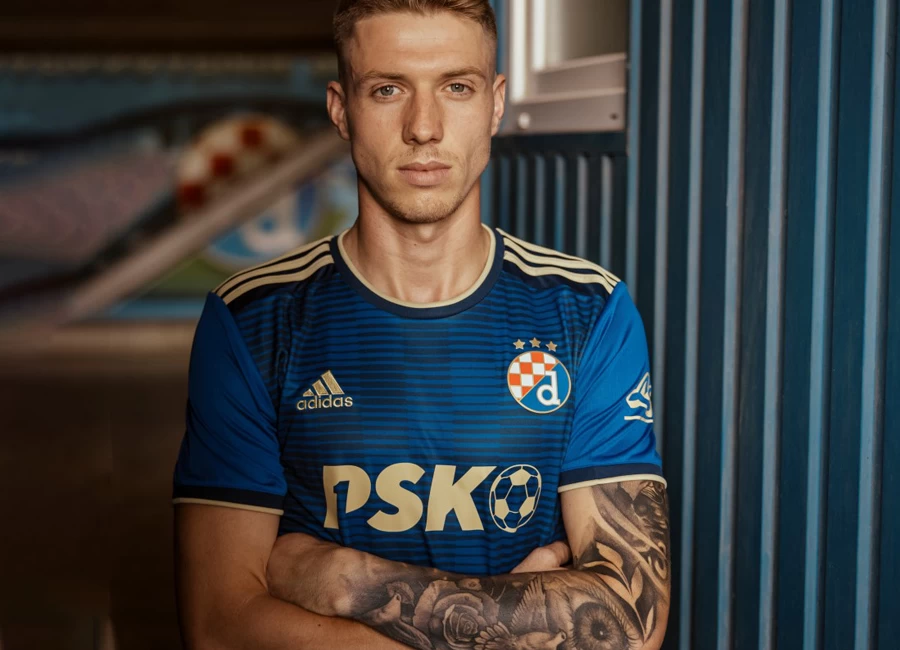 Dinamo Zagreb 2021-22 Adidas Home Kit #dinamozagreb #zagreb #hrvatska #adidasfootball