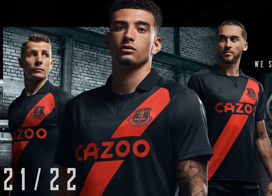 Everton 2021-22 Hummel Away Kit