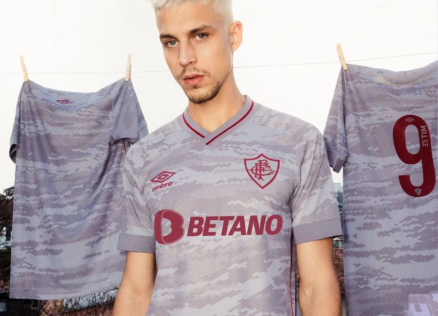 Fluminense 2021-22 Umbro Third Kit