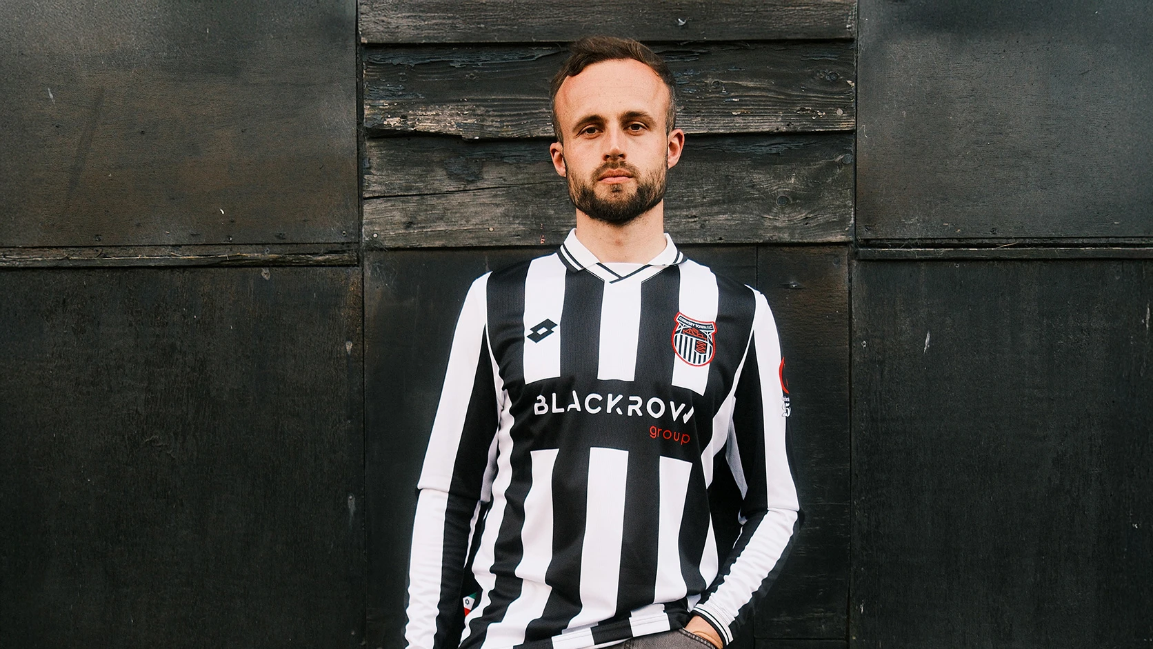Grimsby Town 26/27 Hummel Home Kit