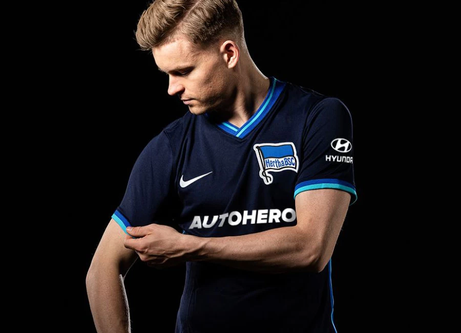 Hertha BSC 2021-22 Nike Away Kit