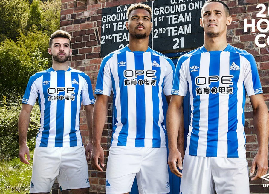 Huddersfield Town 2018-19 Umbro Home Kit