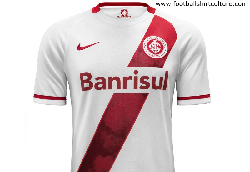 Internacional 2015 Nike Away football Shirt