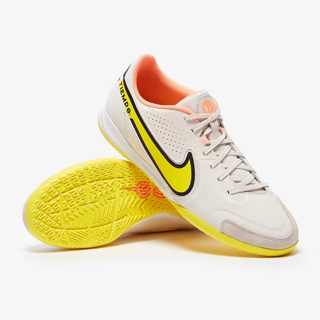 Nike Tiempo Legend IX Academy IC - Phantom / Yellow Strike / Sunset Glow