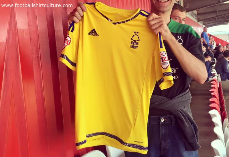 Nottingham Forest 15/16 Adidas Away 150th anniversary Kit