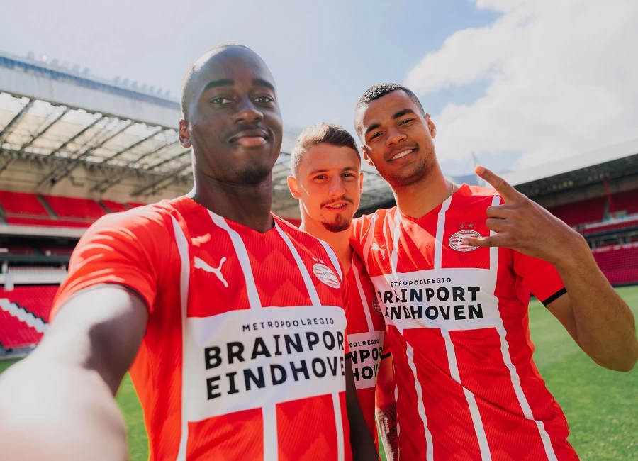 PSV 2021-22 Puma Home Kit