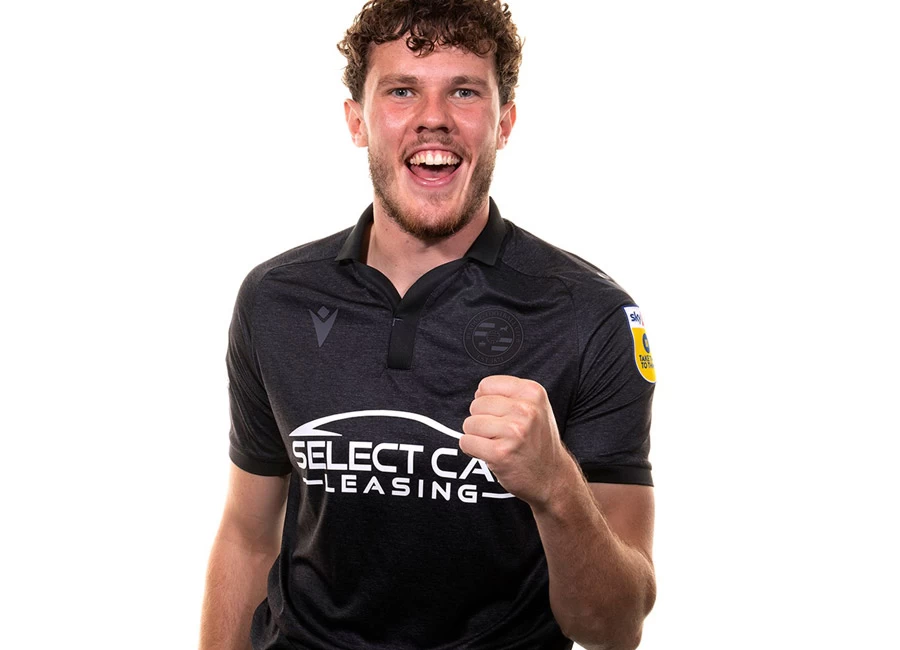 Reading FC 2022-23 Macron Third Kit