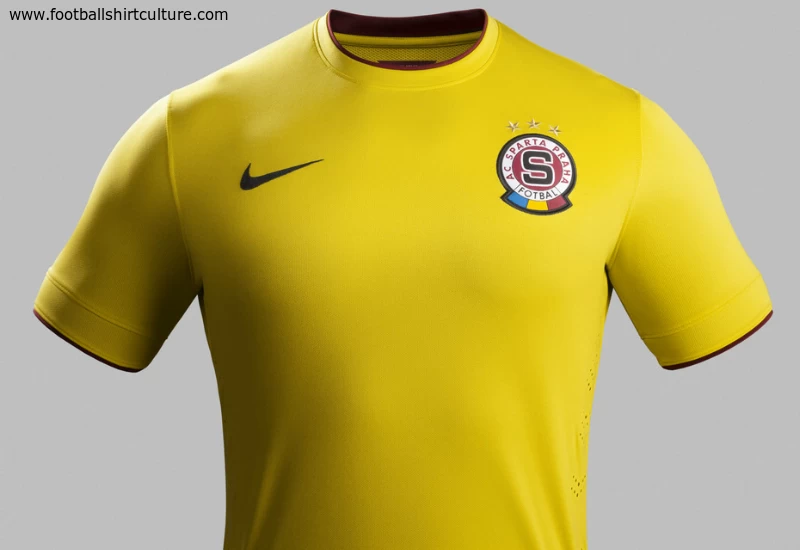 Sparta Prague 14/15 Nike Away football Shirt