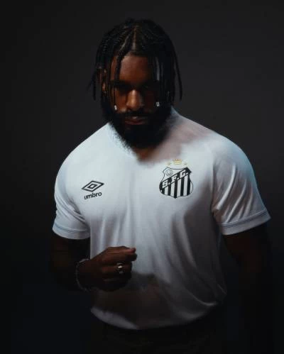 santos_2025_umbro_home_kit_a.jpg