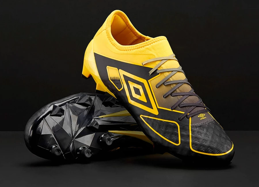 Umbro Velocita III Pro FG - Black / Golden Kiwi