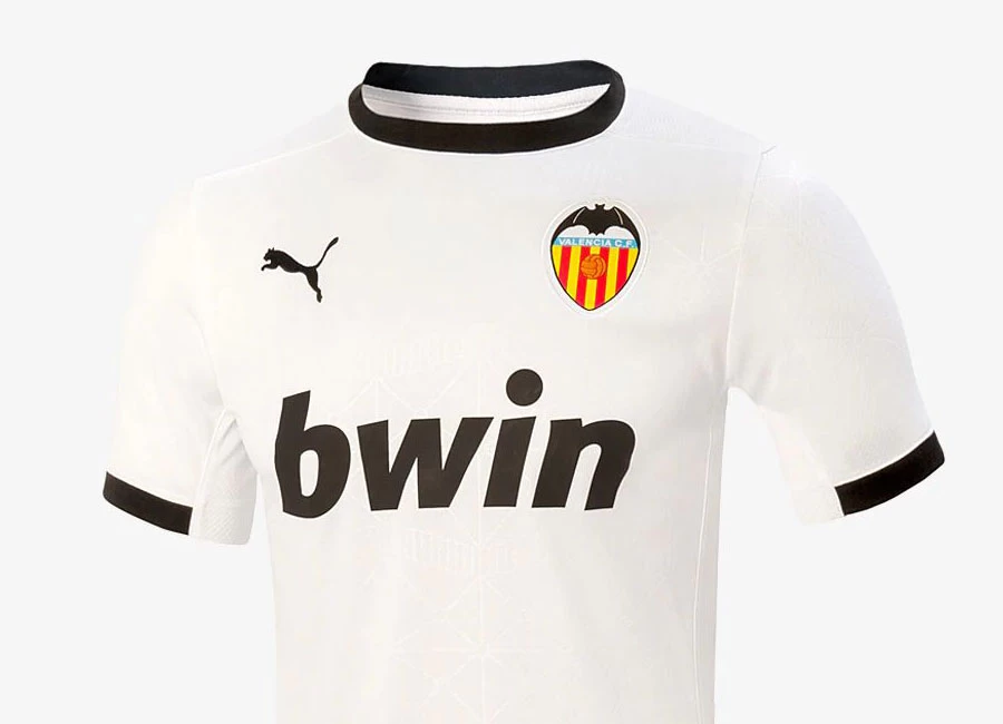 Valencia 2020-21 Puma Home Kit #Valencia #Valenciacf #Valencia #pumafootball