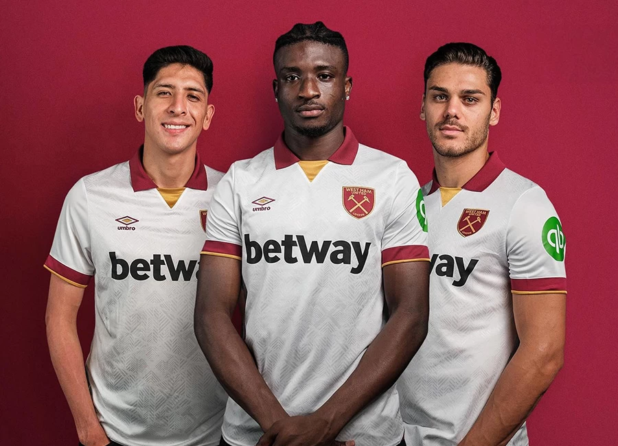 West Ham United 24/25 Umbro Third Kit