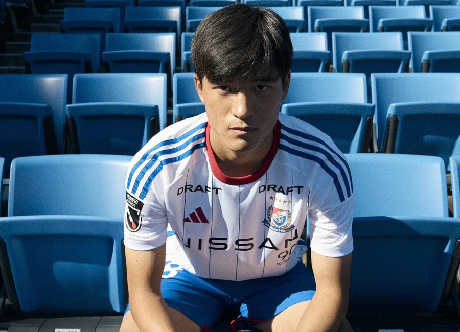 Yokohama F. Marinos 2024 Adidas Away Kit